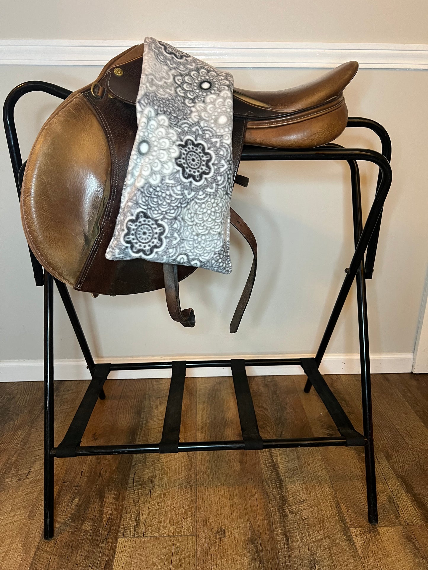 Gray Paisley- Stirrup Slipper