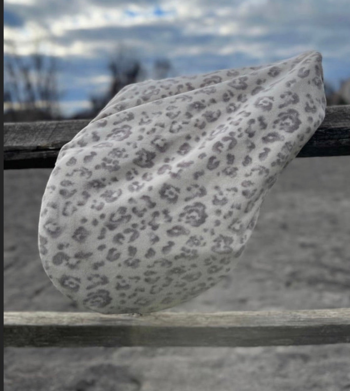 Light Leopard Saddle Cover