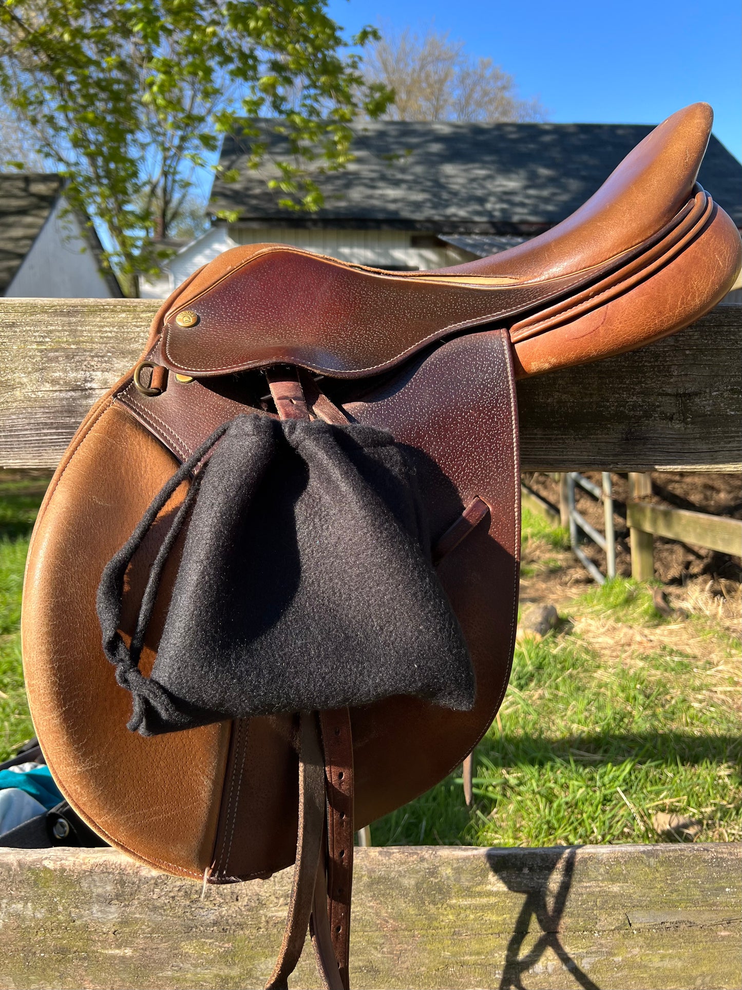 Black Stirrup Covers