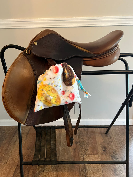 Donut Stirrup Covers